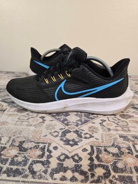 Nike Air Zoom Pegasus 39 Black Athletic Men's Running Shoes Size 11